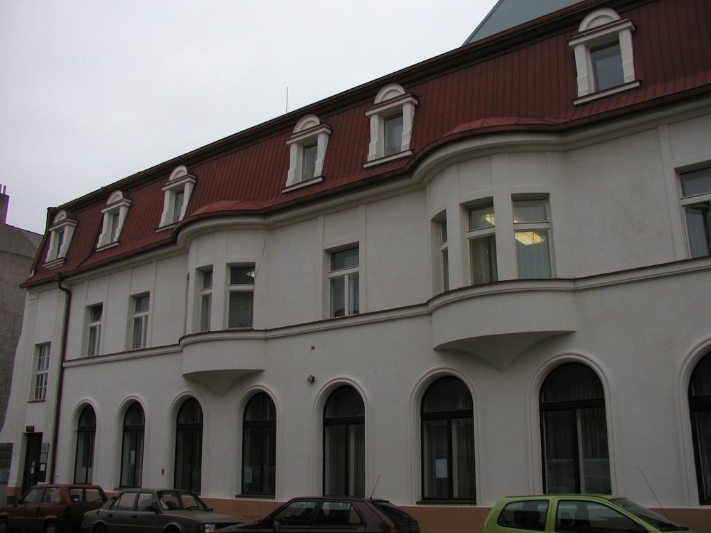 Hotel Mrazek Pardubice Eksteriør bilde