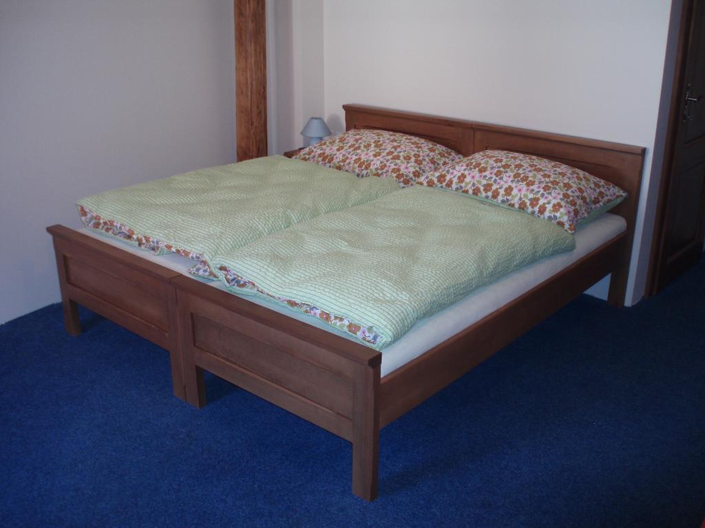 Hotel Mrazek Pardubice Rom bilde